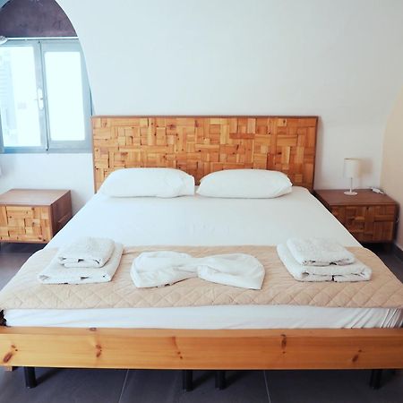 Leon Lux Apartments Perivolos  Exterior photo