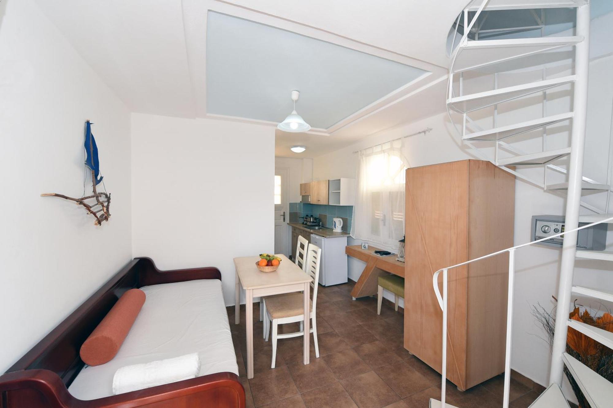 Leon Lux Apartments Perivolos  Exterior photo