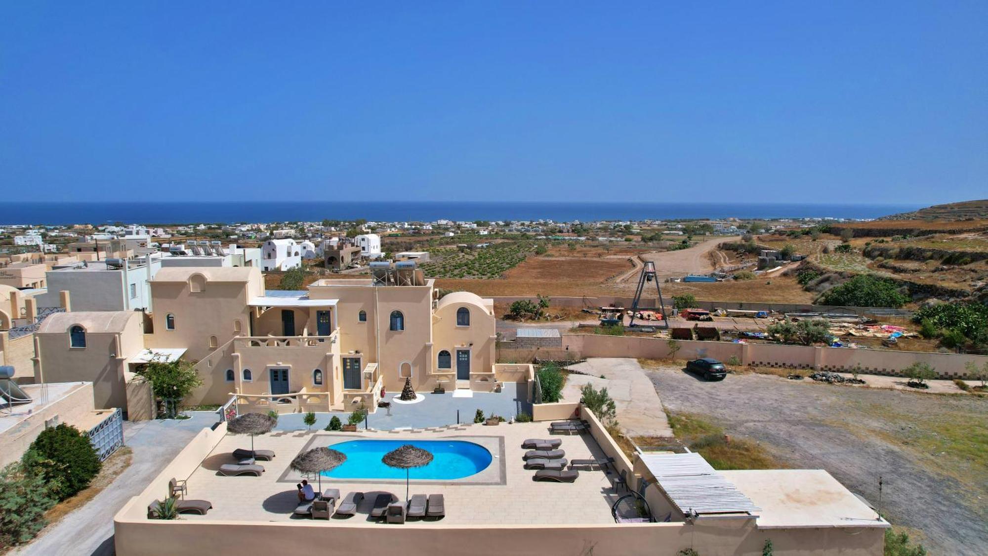 Leon Lux Apartments Perivolos  Exterior photo