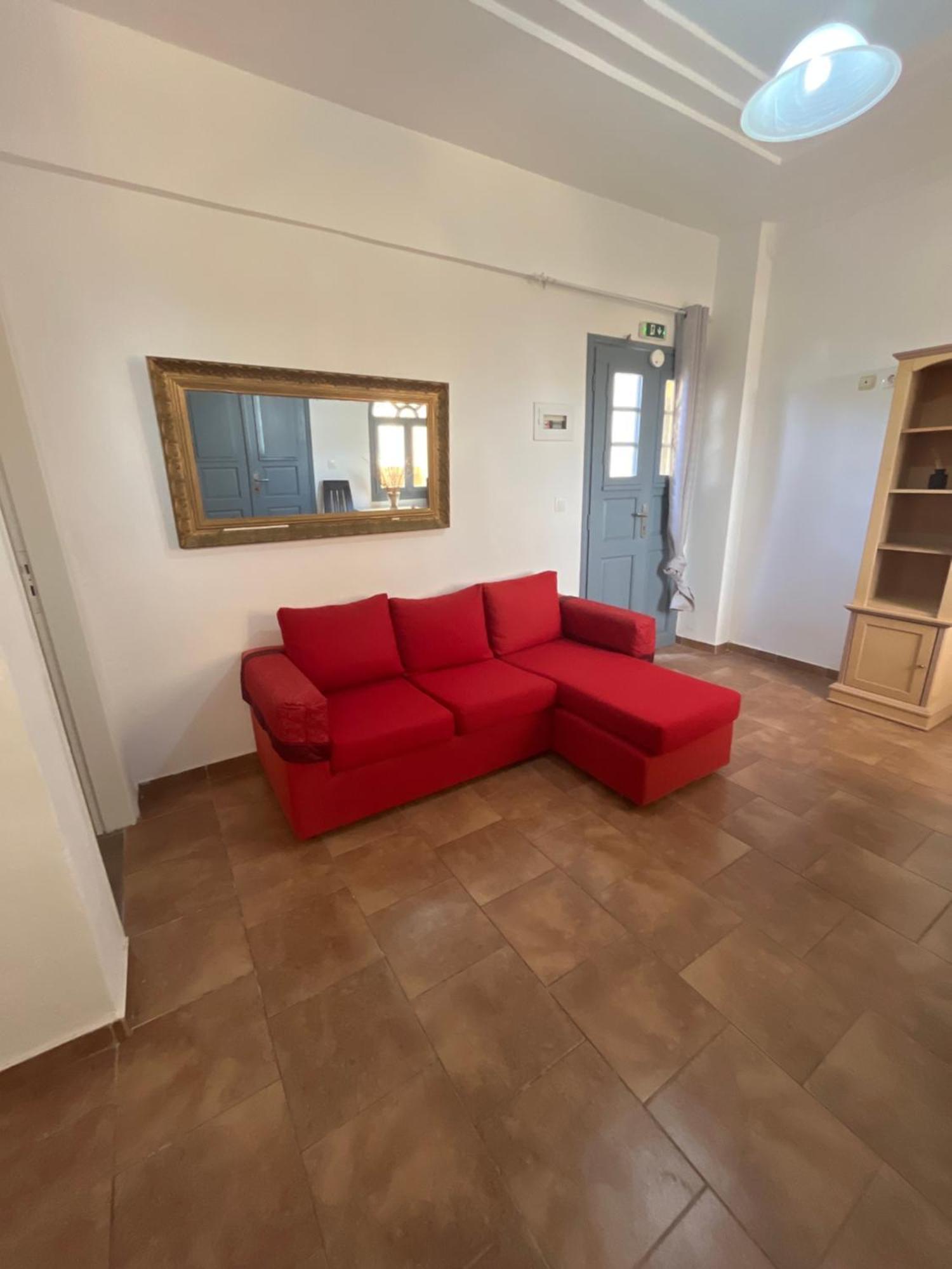 Leon Lux Apartments Perivolos  Exterior photo