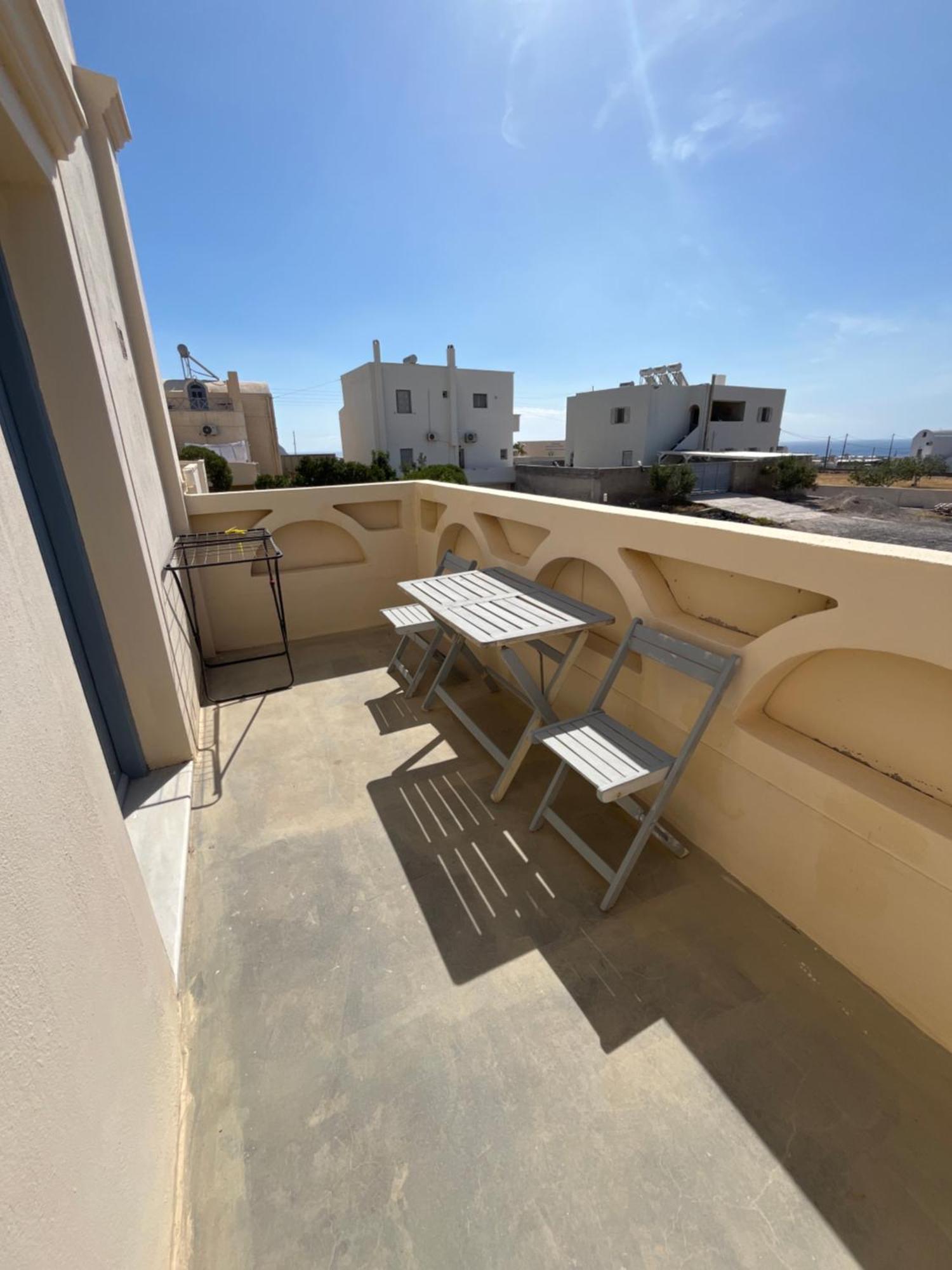 Leon Lux Apartments Perivolos  Exterior photo